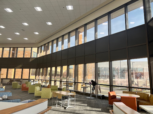 The Esper A. Peterson Reading Room, located behind the art gallery on the first floor.